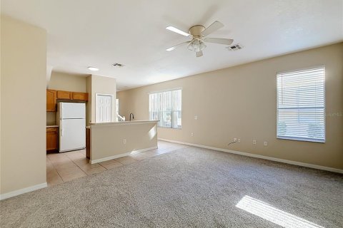 Adosado en venta en Clermont, Florida, 3 dormitorios, 139.63 m2 № 2207823 - foto 28