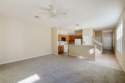 Adosado en venta en Clermont, Florida, 3 dormitorios, 139.63 m2 № 2207823 - foto 29