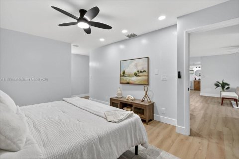 Condo in Coconut Creek, Florida, 2 bedrooms  № 1921424 - photo 17