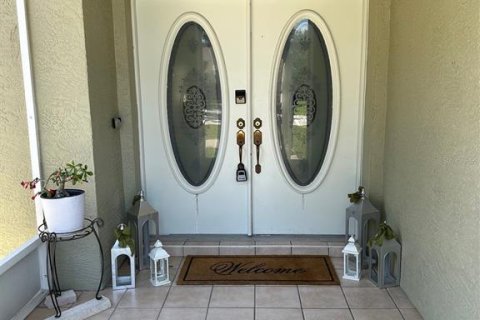 Villa ou maison à vendre à Weeki Wachee, Floride: 3 chambres, 220.55 m2 № 1725586 - photo 3