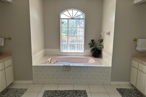 Villa ou maison à vendre à Weeki Wachee, Floride: 3 chambres, 220.55 m2 № 1725586 - photo 13