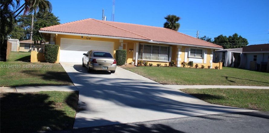 Casa en West Palm Beach, Florida 3 dormitorios, 173.63 m2 № 1998677