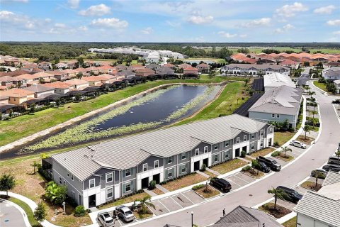 Adosado en venta en Davenport, Florida, 5 dormitorios, 211.91 m2 № 2208610 - foto 22