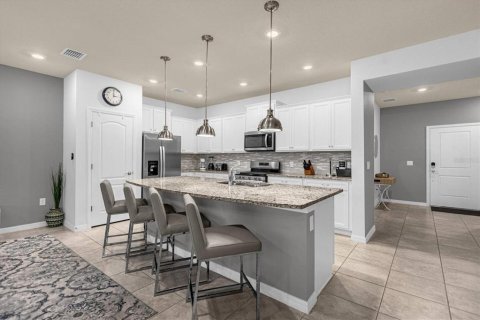 Adosado en venta en Davenport, Florida, 5 dormitorios, 211.91 m2 № 2208610 - foto 17