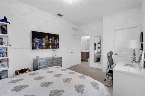 Купить виллу или дом в Мирамар, Флорида 5 спален, 314.1м2, № 1812226 - фото 22