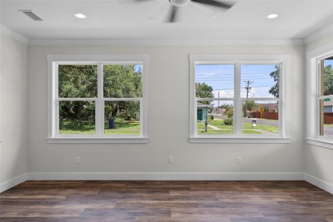 Casa en venta en Tampa, Florida, 3 dormitorios, 147.34 m2 № 1789378 - foto 11