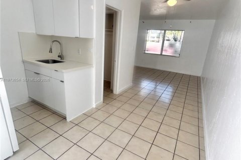 Estudio en Coral Gables, Florida № 2033213