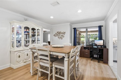 Casa en venta en Deltona, Florida, 3 dormitorios, 195.19 m2 № 2312329 - foto 12
