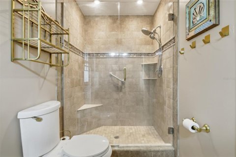 Casa en venta en Deltona, Florida, 3 dormitorios, 195.19 m2 № 2312329 - foto 16