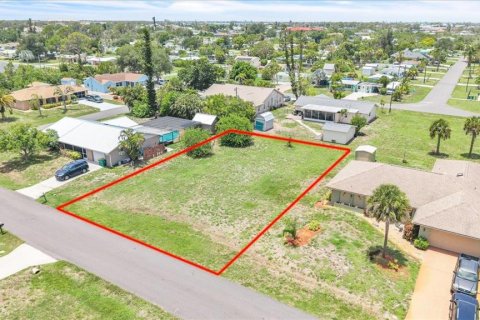 Land in Englewood, Florida № 2164573