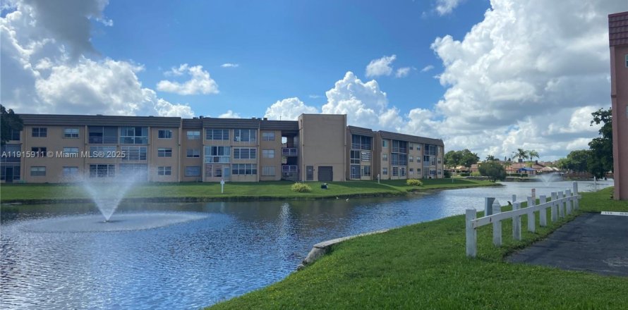 Condo in Sunrise, Florida, 1 bedroom  № 1971715