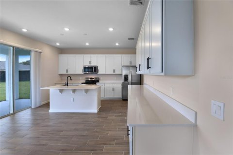 Villa ou maison à vendre à Kissimmee, Floride: 5 chambres, 281.49 m2 № 1290251 - photo 6
