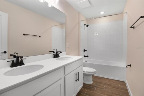 Villa ou maison à vendre à Kissimmee, Floride: 5 chambres, 281.49 m2 № 1290251 - photo 16
