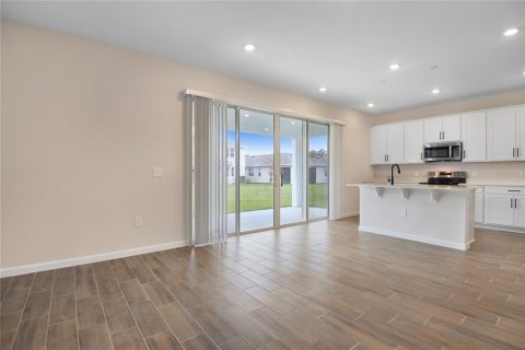 Villa ou maison à vendre à Kissimmee, Floride: 5 chambres, 281.49 m2 № 1290251 - photo 7