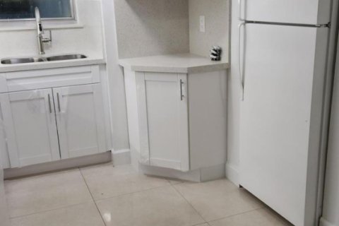 Copropriété à vendre à Miami, Floride: 2 chambres, 83.61 m2 № 2269206 - photo 4