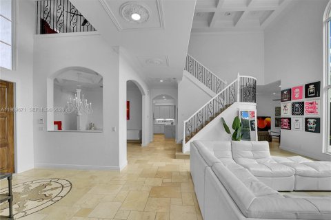 House in Wellington, Florida 6 bedrooms, 453.27 sq.m. № 2352156 - photo 15