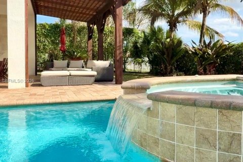 House in Wellington, Florida 6 bedrooms, 453.27 sq.m. № 2352156 - photo 9