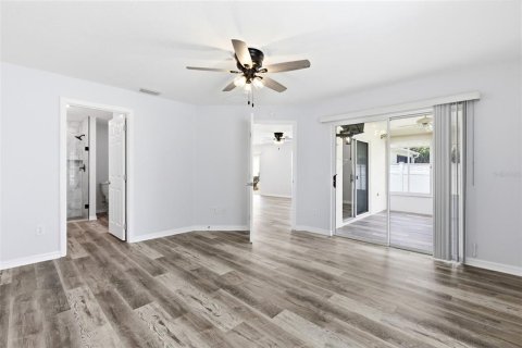 Casa en venta en The Villages, Florida, 2 dormitorios, 110.27 m2 № 2149510 - foto 14