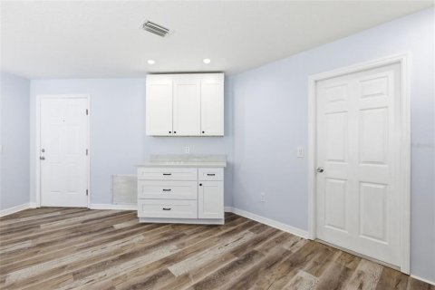 Casa en venta en The Villages, Florida, 2 dormitorios, 110.27 m2 № 2149510 - foto 5