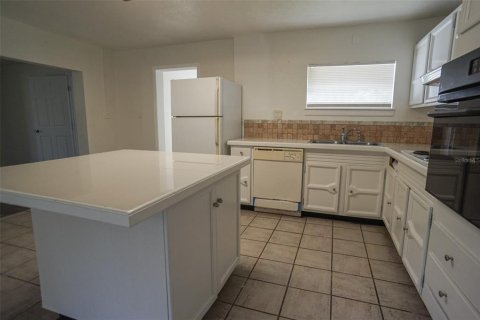 House in Oldsmar, Florida 4 bedrooms, 159.05 sq.m. № 1817254 - photo 12