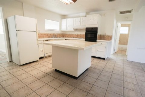 House in Oldsmar, Florida 4 bedrooms, 159.05 sq.m. № 1817254 - photo 9
