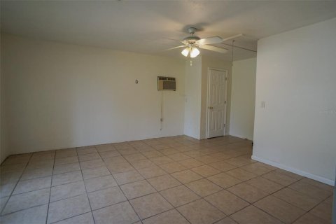 House in Oldsmar, Florida 4 bedrooms, 159.05 sq.m. № 1817254 - photo 20