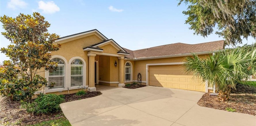 Casa en Ocala, Florida 4 dormitorios, 209.12 m2 № 1804029