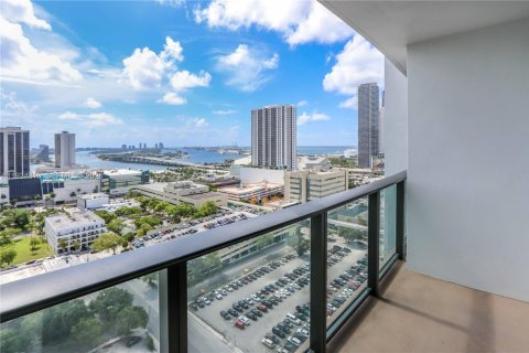 Studio à Condo à Miami, Floride  № 1983644