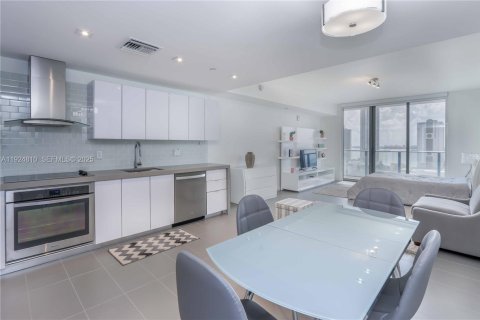 Copropriété à louer à Miami, Floride: 54.63 m2 № 1983644 - photo 6