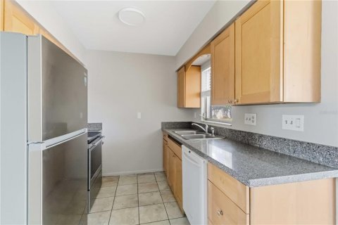 Apartment in Sarasota, Florida 2 bedrooms, 107.4 sq.m. № 2214515 - photo 6