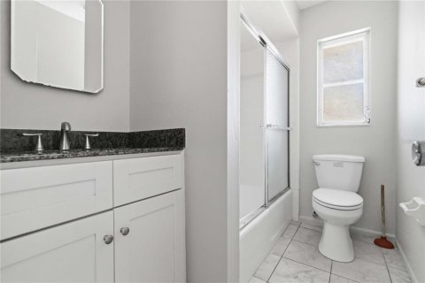 Apartment in Sarasota, Florida 2 bedrooms, 107.4 sq.m. № 2214515 - photo 15
