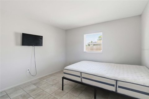 Apartment in Sarasota, Florida 2 bedrooms, 107.4 sq.m. № 2214515 - photo 14