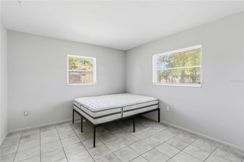Apartment in Sarasota, Florida 2 bedrooms, 107.4 sq.m. № 2214515 - photo 13