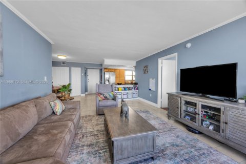 Condominio en venta en Miami Beach, Florida, 2 dormitorios, 99.68 m2 № 2029950 - foto 20