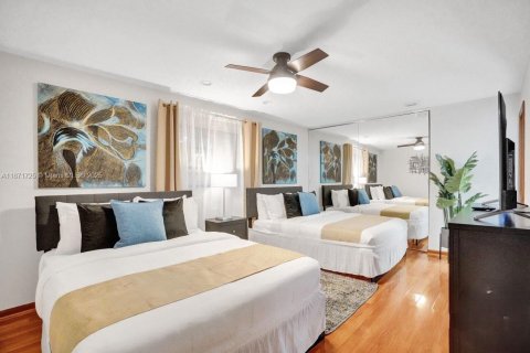 Casa en venta en Oakland Park, Florida, 3 dormitorios, 149.67 m2 № 1920396 - foto 17