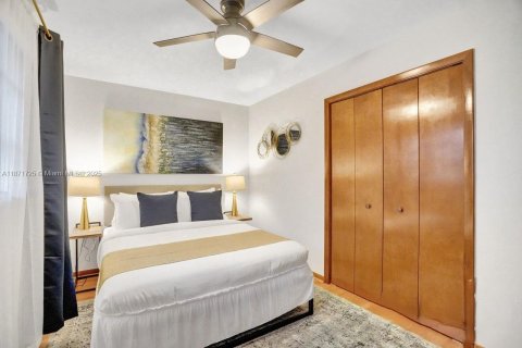 Casa en venta en Oakland Park, Florida, 3 dormitorios, 149.67 m2 № 1920396 - foto 30