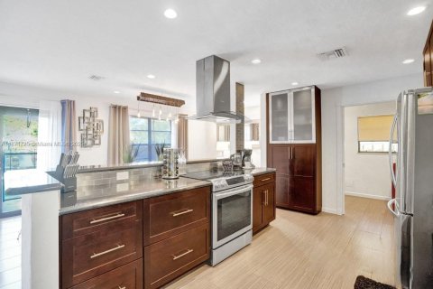 Casa en venta en Oakland Park, Florida, 3 dormitorios, 149.67 m2 № 1920396 - foto 26