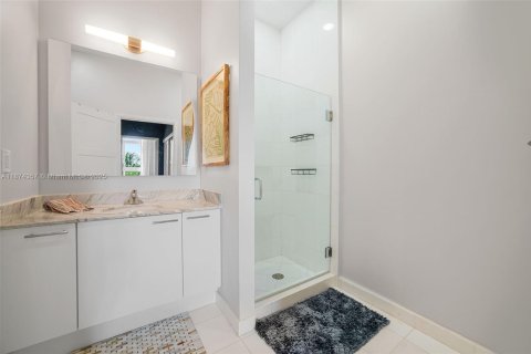 Condominio en venta en Miami Beach, Florida, 2 dormitorios, 134.71 m2 № 2013646 - foto 28