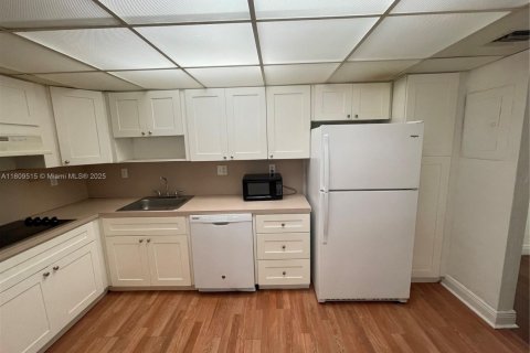 Copropriété à vendre à Sunny Isles Beach, Floride: 1 chambre, 92.9 m2 № 1752106 - photo 4