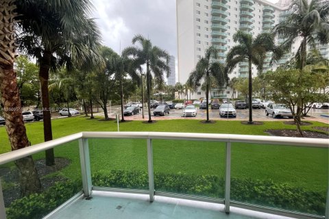 Copropriété à vendre à Sunny Isles Beach, Floride: 1 chambre, 92.9 m2 № 1752106 - photo 1