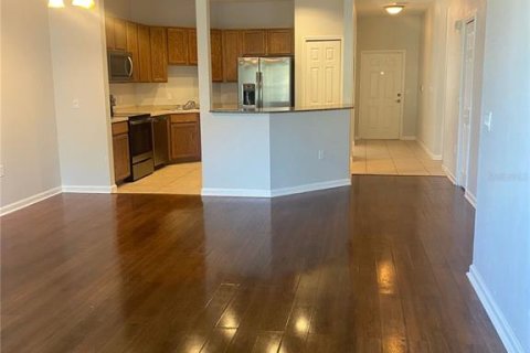 Condominio en alquiler en Orlando, Florida, 2 dormitorios, 144.37 m2 № 2197513 - foto 13