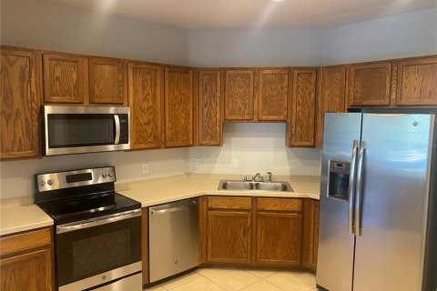 Condominio en alquiler en Orlando, Florida, 2 dormitorios, 144.37 m2 № 2197513 - foto 8