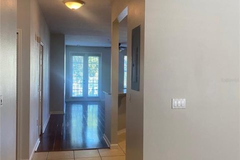Condominio en alquiler en Orlando, Florida, 2 dormitorios, 144.37 m2 № 2197513 - foto 5