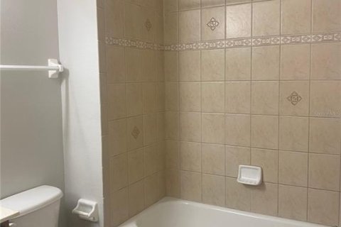 Condominio en alquiler en Orlando, Florida, 2 dormitorios, 144.37 m2 № 2197513 - foto 24