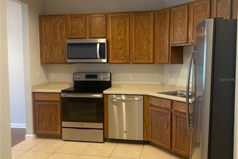 Condominio en alquiler en Orlando, Florida, 2 dormitorios, 144.37 m2 № 2197513 - foto 7