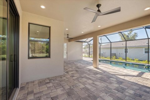 House in Rotonda, Florida 3 bedrooms, 181.35 sq.m. № 1559673 - photo 24