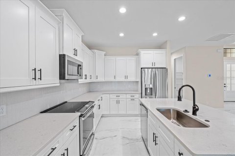 House in Rotonda, Florida 3 bedrooms, 181.35 sq.m. № 1559673 - photo 8