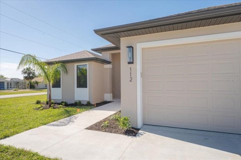 House in Rotonda, Florida 3 bedrooms, 181.35 sq.m. № 1559673 - photo 3
