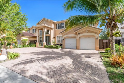 Casa en venta en Miami, Florida, 4 dormitorios, 263.01 m2 № 1940735 - foto 4