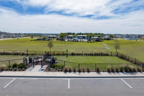 Casa en venta en Groveland, Florida, 5 dormitorios, 229.1 m2 № 1908723 - foto 10